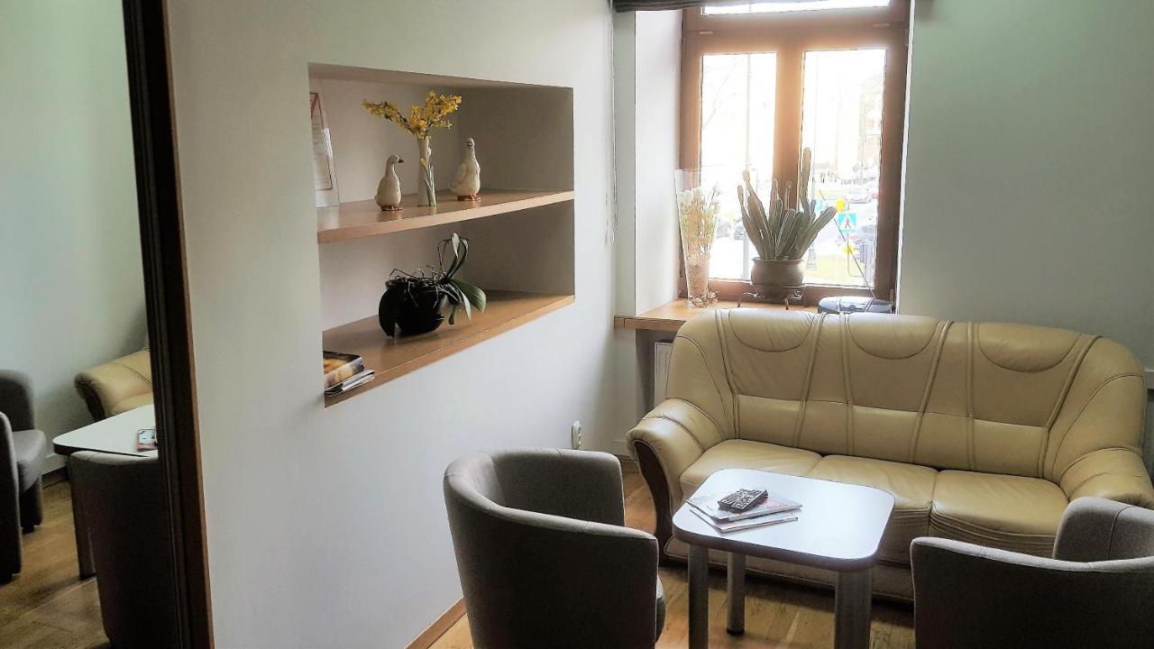 Rodmos Hostel Люблин Экстерьер фото